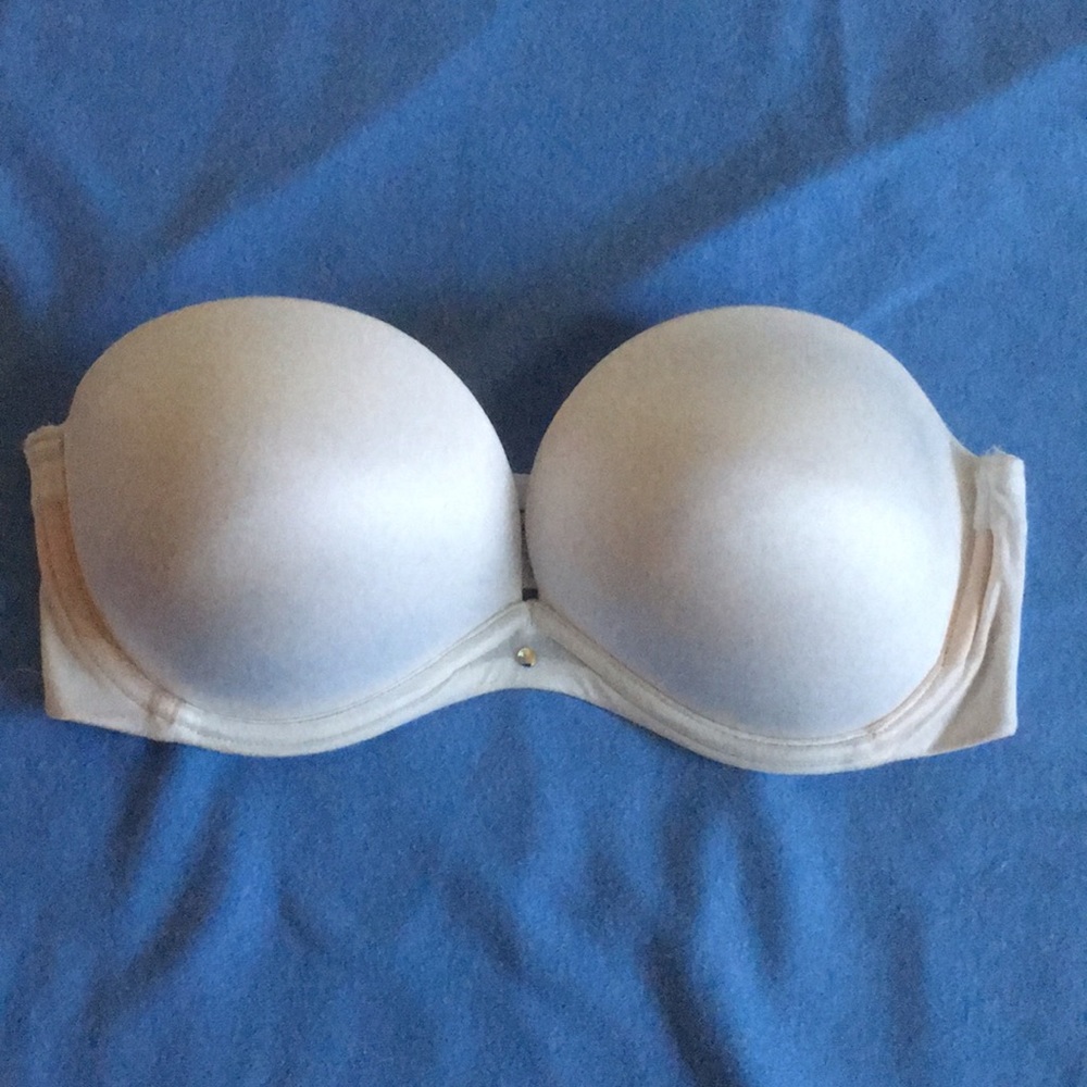 Victoria’s Secret Strapless Bra